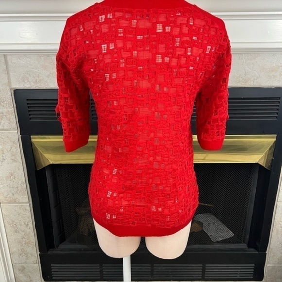 Carlisle New York Red Shirt Sleeve Textured Top with Split Sleeves and Bows - Picture 10 of 16